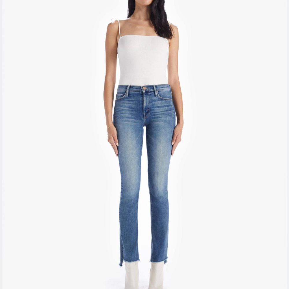 MOTHER Denim - The Runaway Step Fray Jeans in Leaps and Bounds
